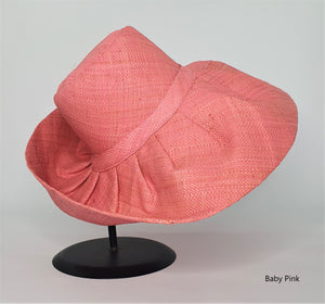 Raffia Curve Brim Hat in Baby Pink